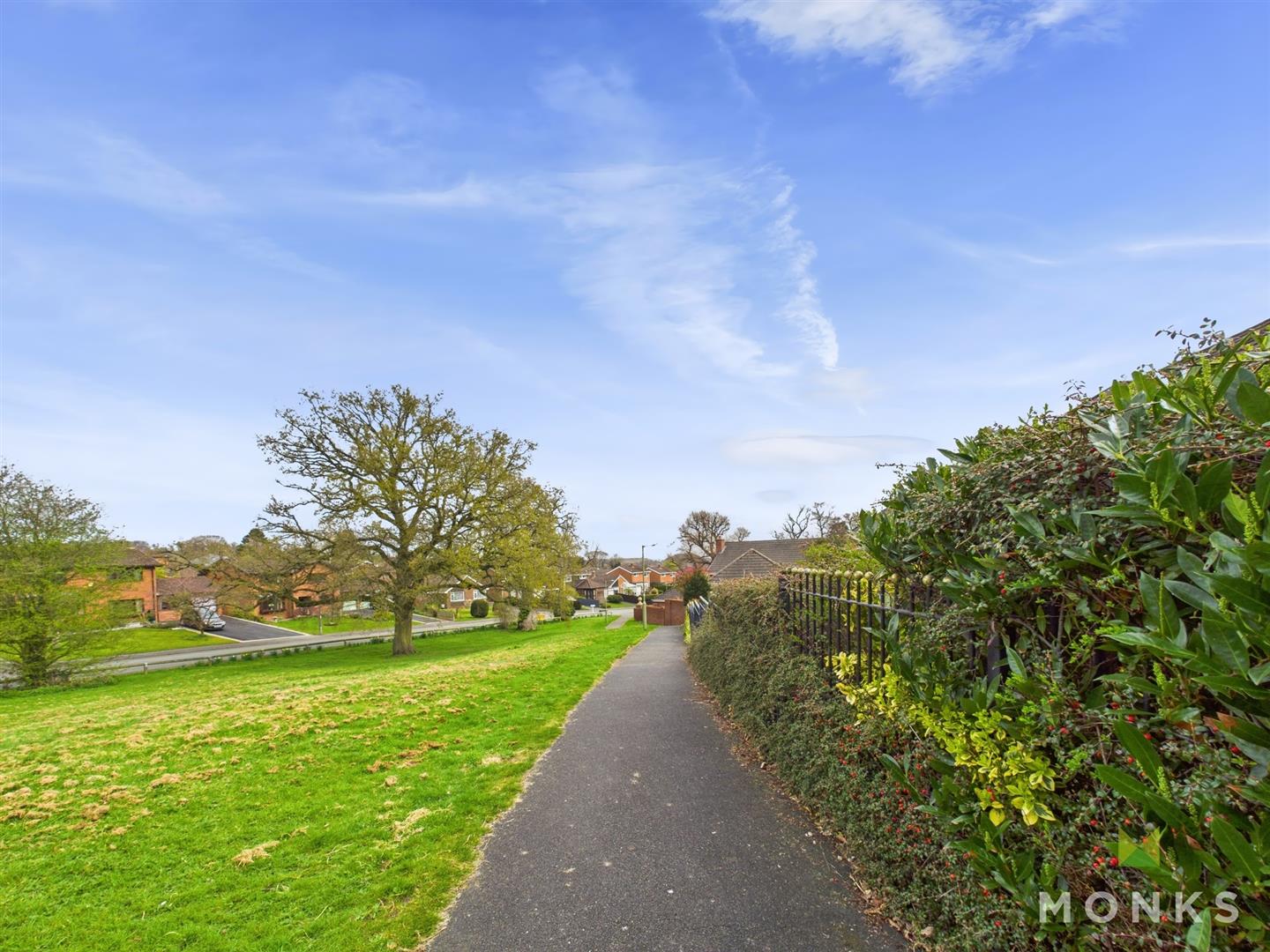 28 Bentley Drive, Oswestry, SY11 1TQ For Sale